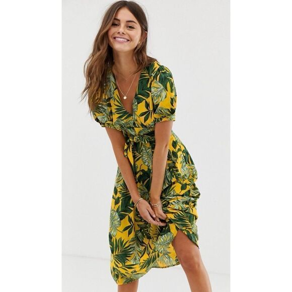 Moon River palm print midi dress Size M / NWOT - Picture 1 of 6
